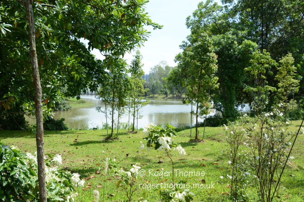 Juron Lake Gardens 025