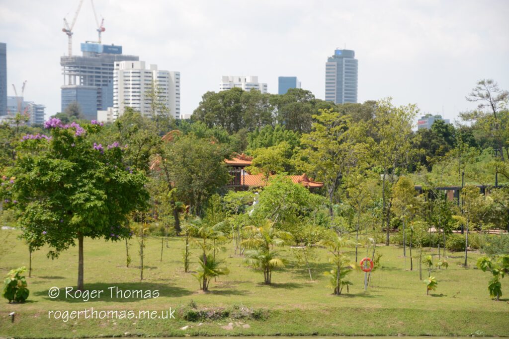 Juron Lake Gardens 038