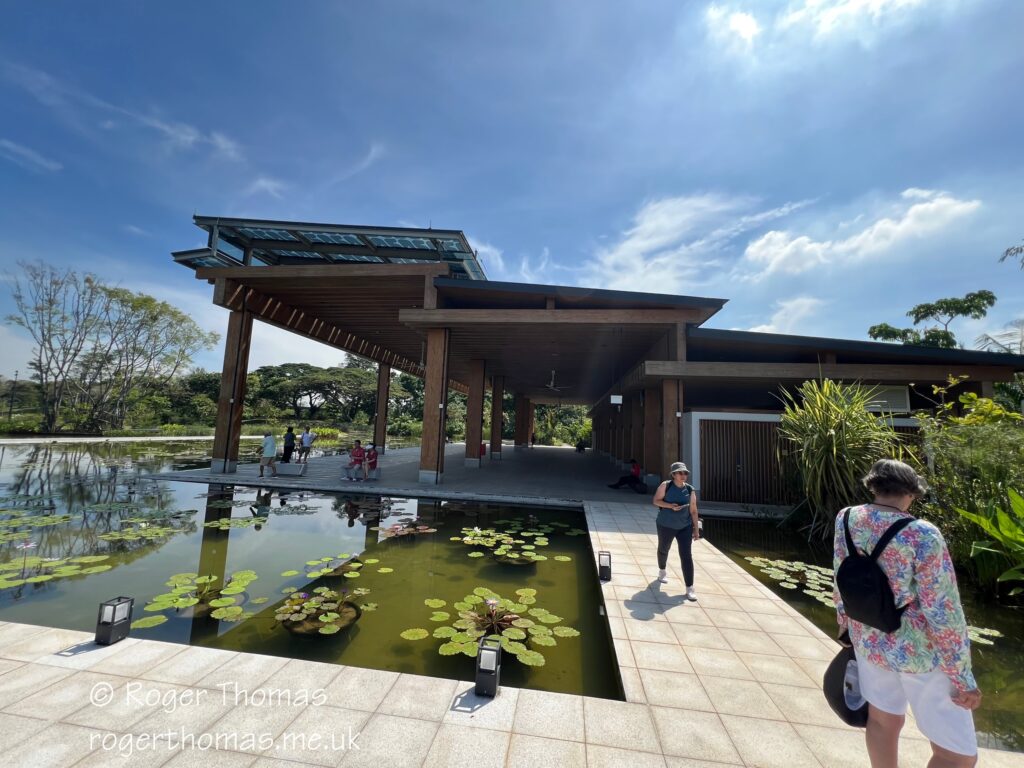 Juron Lake Gardens 082