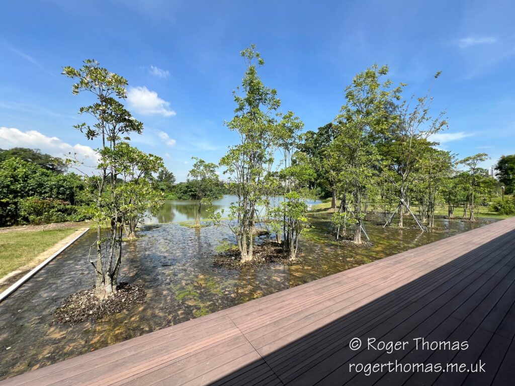 Juron Lake Gardens 102